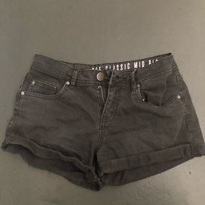 Cotton On Shorts - Black denim mid-rise shorts Cotton On Shorts - Black denim mid-rise shorts
